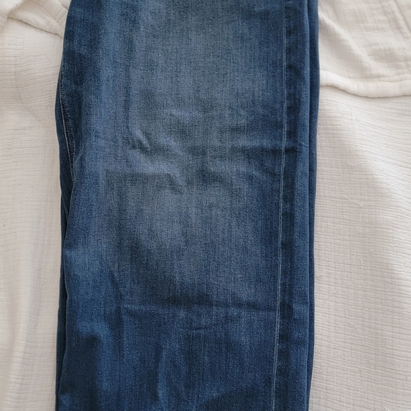 American Eagle Low Rise Wide Leg Dreamy Drape Jean - Picture 6 of 8